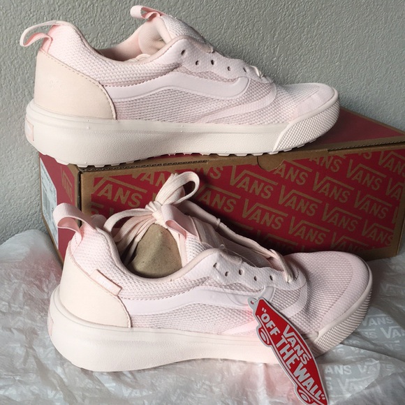 Vans Shoes - Vans UltraRange Rapidweld '18: Pearl7.5